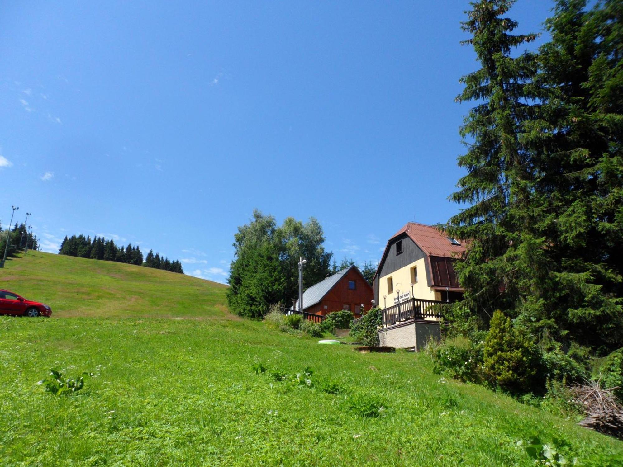 Horska Chata Hubert Bedřichov Extérieur photo